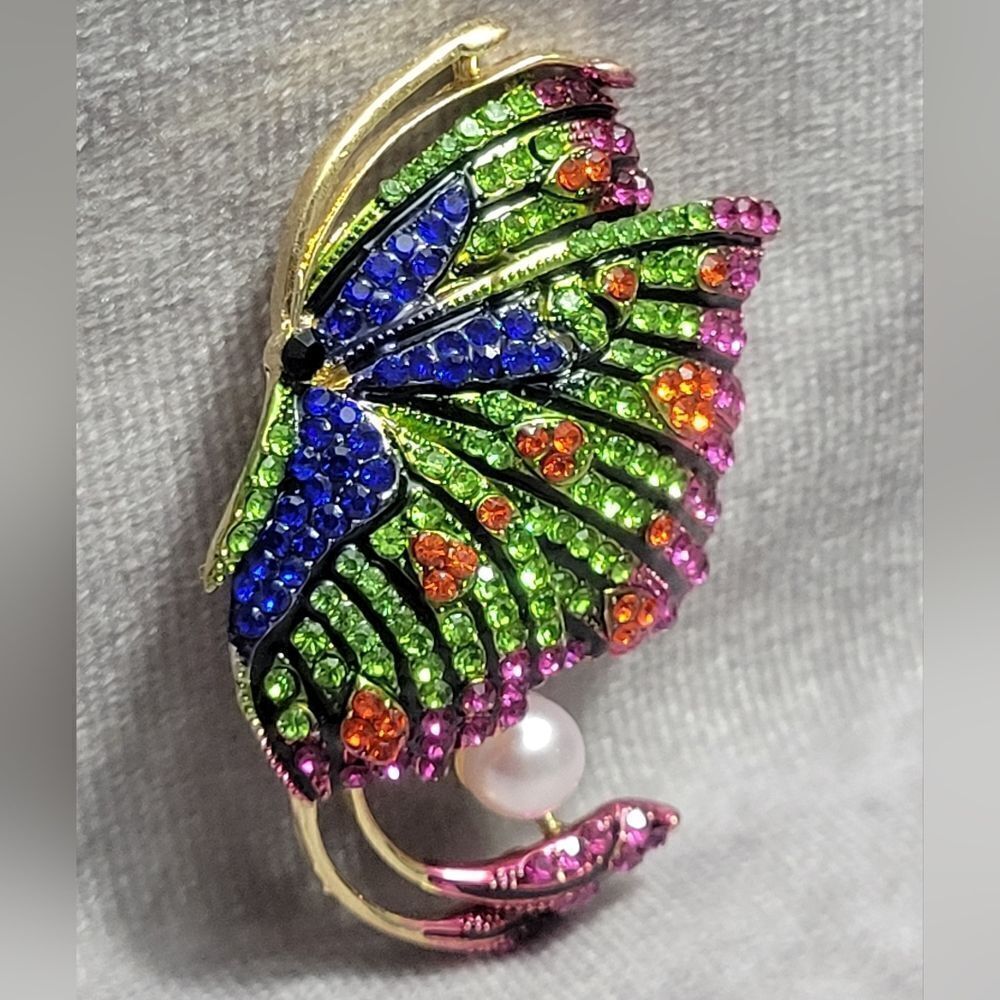 Austrian Crystal Butterfly Brooch‎ - Picture 8 of 8